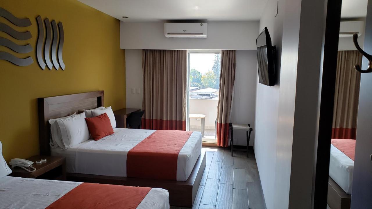 Terrass Hotel Zamora 萨莫拉-德伊达尔戈 外观 照片