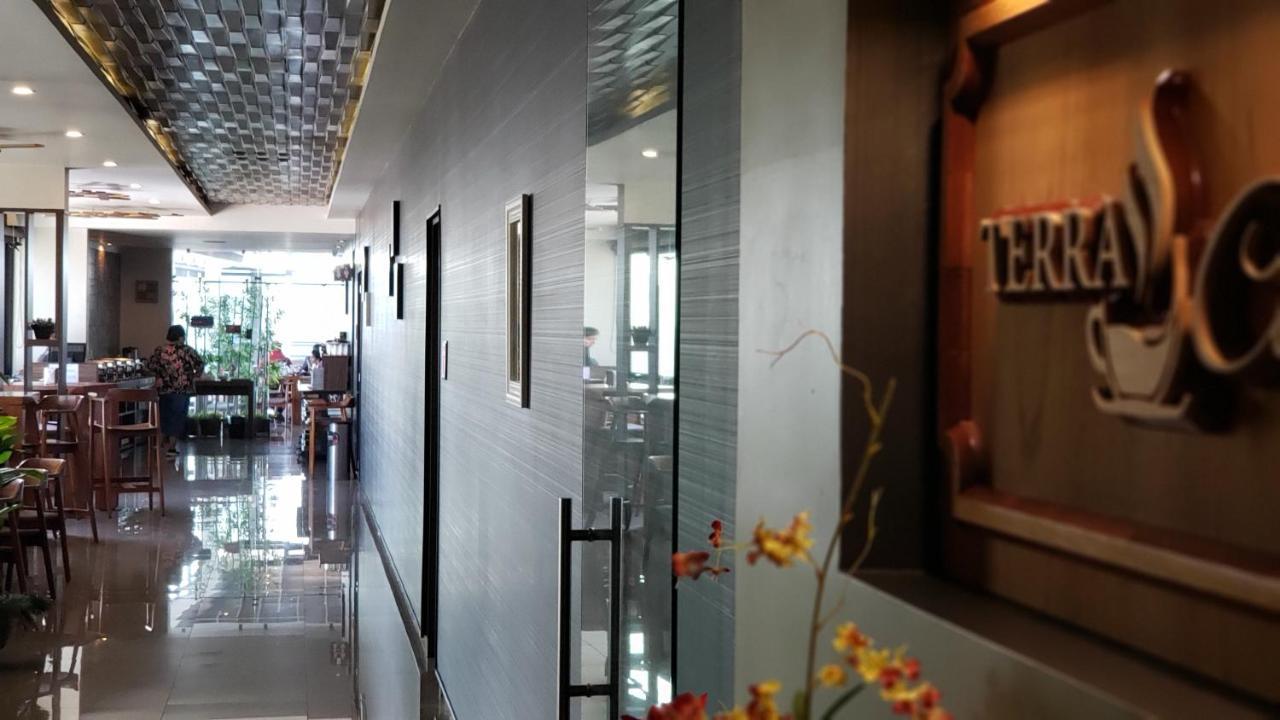 Terrass Hotel Zamora 萨莫拉-德伊达尔戈 外观 照片